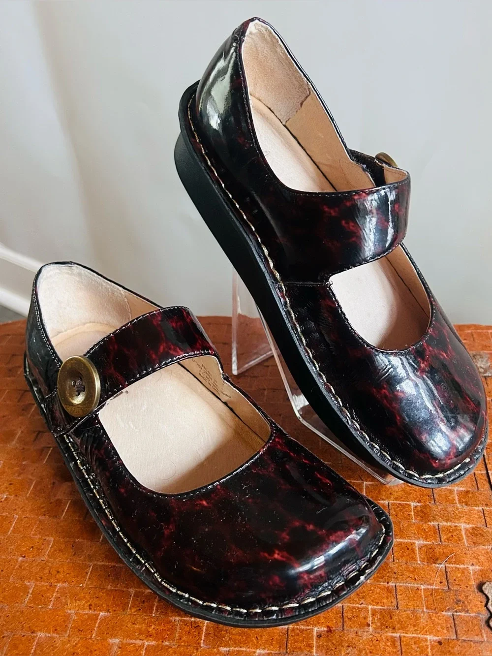 Alegria Paloma Mary Janes Women EU 37 US 6.5-7 Brown Animal Print Patent Leather